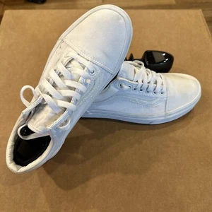 Vans Lace Up Triple White Gray Bottoms M6.5 Wmns 8.0 - Picture 1 of 16