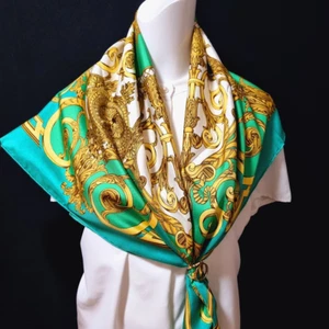 RARE VINTAGE HERMES Silk Scarf "Les Tuileries" Carre 90 designed by Joachim Metz - Picture 1 of 16