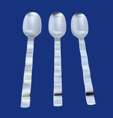 Retroneu WHITEWATER Korea 18/8 Stainless Flatware -- Set of 3 Oval Soup Spoons - Image 1 of 2