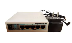 MikroTik RouterBOARD 951G 2HnD - Picture 1 of 3