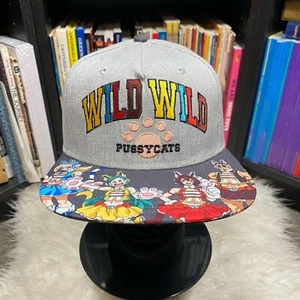 My Hero Academia Wild Wild Pussycats Snapback Mütze "Neu mit Etikett" RAR - Bild 1 von 5