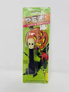 Rare Vintage 1971 Dr. Skull Skeleton Pez Dispenser w/Feet from Yugoslavia - Picture 1 of 7