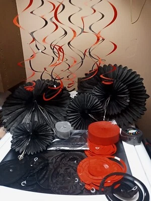 Decorações de festa vermelho preto prata - Imagem 1 de 4