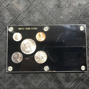 1962 Brilliant Uncirculated Denver Mint Set - Capital Holder Birth Year - Picture 1 of 5