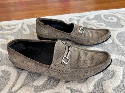 Mocassim Gucci com monograma - Imagem 1 de 3