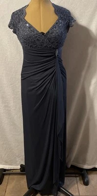 Платье женское Betsy & Adam с блестками с оборками размер 8 серое рукав гребешок - Изображение 1 из 4