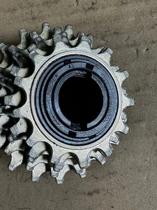 Vintage Suntour 5 Speed Freewheel 13-19T English Threads - Picture 1 of 6