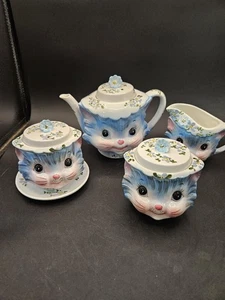 Vintage. Miss Priss Blue Cat Teekanne, Milchkännchen, Zucker- & Gewürzschale - Bild 1 von 10