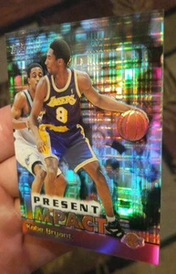 Kobe Bryant 1999-00 Topps Present Impact #113 Refractor Insert Lakers MINT🔥🔥🔥 - Bild 1 von 7