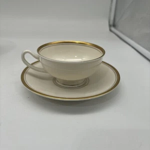 Vintage Syracuse China Regent Gold Rimmed Set 2 Tea Cups & 12 Saucers - Picture 1 of 10