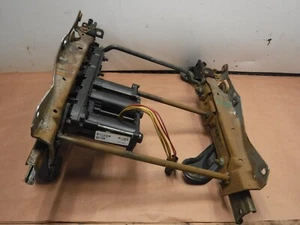 Jeep Liberty KJ 02-07 Front Passenger Side Power Seat Track Riser Free Ship - Foto 1 di 6