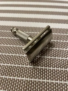 Vintage Gillette O3 doppelseitiger Mini-Sicherheitsrasierer Marcas Regs kurzer Griff Silverton - Bild 1 von 10