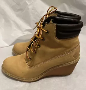 Timberland Amston Wheat Nubuck Wedge Heel Boots 8251A Size 5.5 EUC - Picture 1 of 8