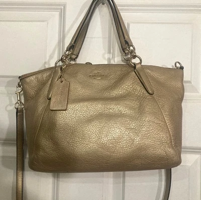 Bolso de Mano COACH Prairie Beige/Dorado Cuero Guijarro Cartera 14"x9" Cremallera Superior Foto 1 de 4