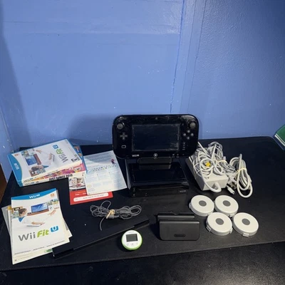 Consola Nintendo Wii U 32GB Negra Paquete 2 Juegos Probados Envío Rápido Foto 1 de 4