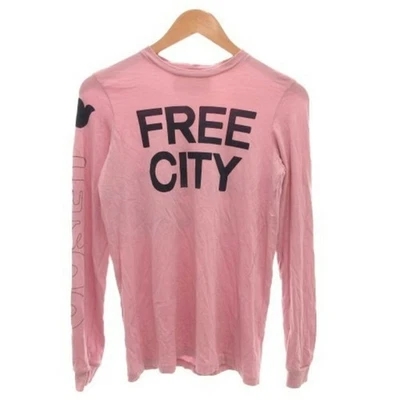 Camiseta Freesity FREE CITY Logo Estampado Manga Larga Envejecida S Rosa IBO82 Usada Foto 1 de 4