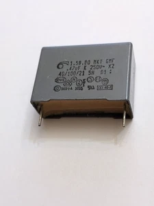 lotto di 50 pz Condensatore  0.47uF - 470nf  250Vac P=27,5mm - MKT  X2 - Foto 1 di 1