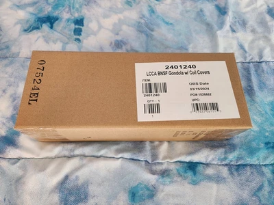 Lionel 2401240 BNSF Gondola w/Coil Covers, LCCA 2024 Convention Car - New - Image 1 of 4