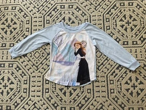 Girls Disney’s Frozen 2 Elsa And Anna Hugging Graphic Long Sleeve T-shirt.Size 6 - Picture 1 of 18