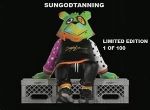 JP Money Bear by King Saladeen Rare Plastic Art Sculpture 1 of 100 Made - Picture 1 of 7