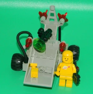 Lego Vintage Space 6847 Space Dozer Instructions collectible retired free deliv - Picture 1 of 7