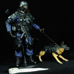 Scale Miniature Dog Figure & Removable Police Uniform Fit 12 inch Soldier 1/6  - Bild 1 von 14