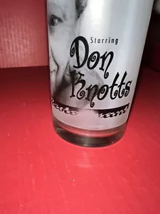 Neu Theater Restaurant Sammlerstück Milchglas Don Knotts 6" x 2 1/2" - Bild 1 von 8
