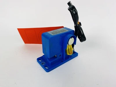 Life Fitness E1 椭圆阻力电机制动张紧器 (RM61) — 第 1/4 张图片