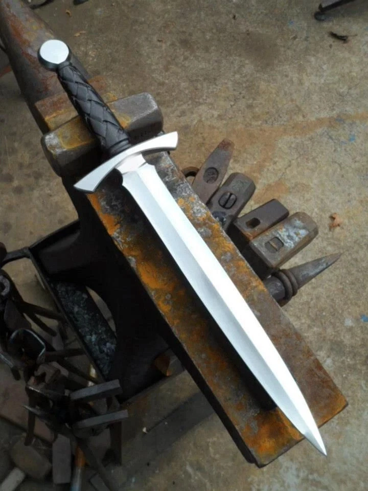 Custom Handmade Stainless Steel Sword Survival Combat Medieval Sword Duty Paid - Image 1 of 1