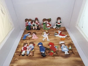 Lotto X9 statuine addobbi natalizi vintage in legno dipinte a mano anni 80 firmate - Foto 1 di 16