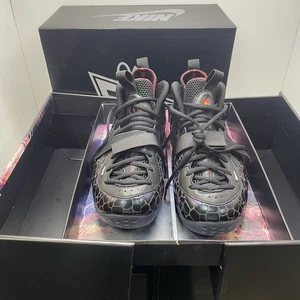 Größe 12,5 - Nike Tekken 8 x Air Foamposite One Premium Kazuya Mishima - Bild 1 von 14