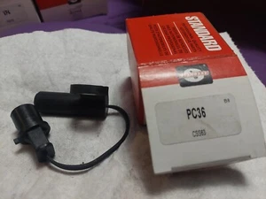 Engine Crankshaft Position Sensor Standard PC36 - Foto 1 di 2