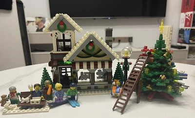 LEGO Creator Expert Winter village: Winter Toy Shop (10249) Complete - Image 1 of 3