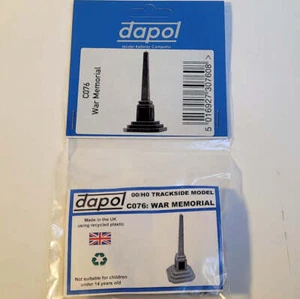 Dapol OO War Memorial - Picture 1 of 1
