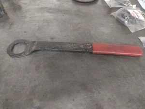 Suzuki rotor holding tool 09930-44540-LPT - Bild 1 von 2