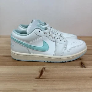 Air Jordan 1 Low Retro Sneakers Sail Igloo Blue DC0774-134 Damengröße 7 - Bild 1 von 10