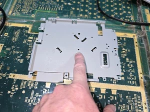 Sega Dreamcast HKT-3020 Modelo 0 SOLO-Top MB Placa de Metal SOLO-Limpio-LEER TODO - Imagen 1 de 9