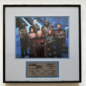 Foto firmada enmarcada por elenco de Star Trek The Next Generation LE #546/2500 autógrafo - Imagen 1 de 8