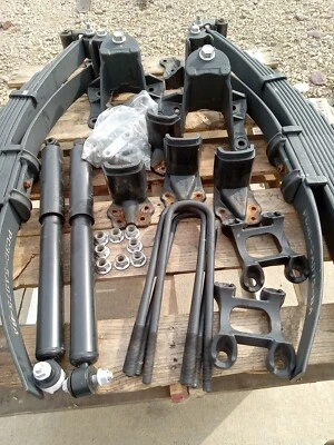 NEW Take Off FORD F-450/F-550 Super Duty REAR LEAF SPRINGS PAIR W/Shocks&Mounts - Image 1 of 4