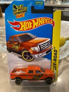 Camiones Hot Wheels #137 HW 2014 todoterreno Hw 2009 Ford F-150 variación naranja - Imagen 1 de 1
