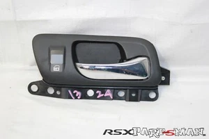 ACURA TSX PUERTA INTERIOR IZQUIERDA PASAJERO MANIJA LATERAL 72121-SEC-A02ZB - Imagen 1 de 4