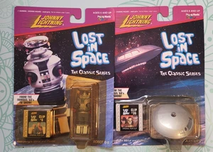 Lost In Space Johnny Lightning Juego De 2 Modelos Júpiter 2, Robot B-9 - Imagen 1 de 3