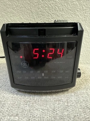 Radio Reloj Digital General Electric GE Modelo 7-4606BKA Años 80 DE COLECCIÓN Foto 1 de 4