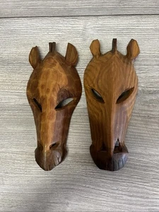 Maschera zebra e giraffa in legno intagliato a mano animali africani decorazione parete A4 - Foto 1 di 12