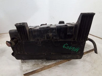 Fuse Box Engine Fits 12-22 SEQUOIA 3878079 - Imagem 1 de 4