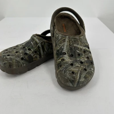 Tamancos Crocs masculinos camuflados tamanho 9 forrado de lã ao ar livre chinelo tamanco - Imagem 1 de 4