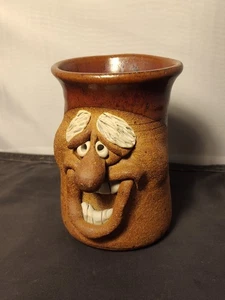 Tazza ceramica vintage divertente viso grandi sopracciglia gres denti sorridenti 12 oz. - Foto 1 di 8