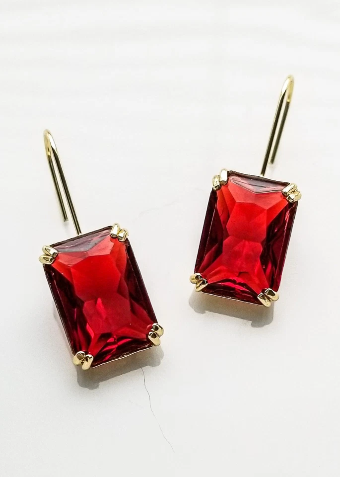 Pendientes de regalo de joyería de cristal de circonita cúbica cuadrada minimalista para mujer Foto 1 de 1