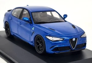 Solido 1/43 Alfa Romeo Giulia Quadrifoglio 2.9l Bi Turbo Misano Blue Model Car - Picture 1 of 7