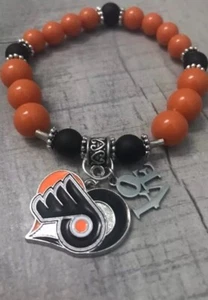 Philadelphia Flyers Charm Stretch Bracelet - Picture 1 of 1